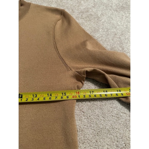 New Women's Express Silky Soft Fitted Crew Neck Sweater size Small pecan $68 - Picture 10 of 12